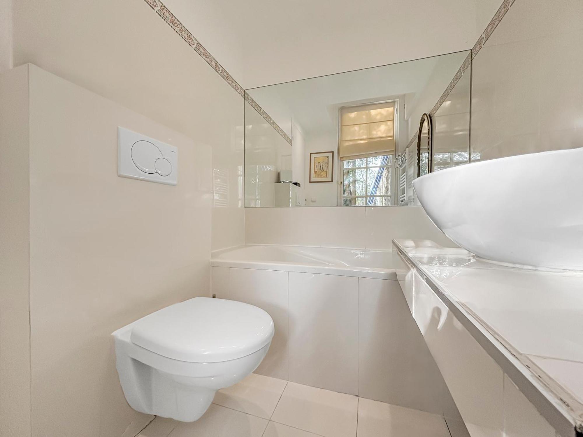 L'Orangerie White Palacio ベルサイユ エクステリア 写真